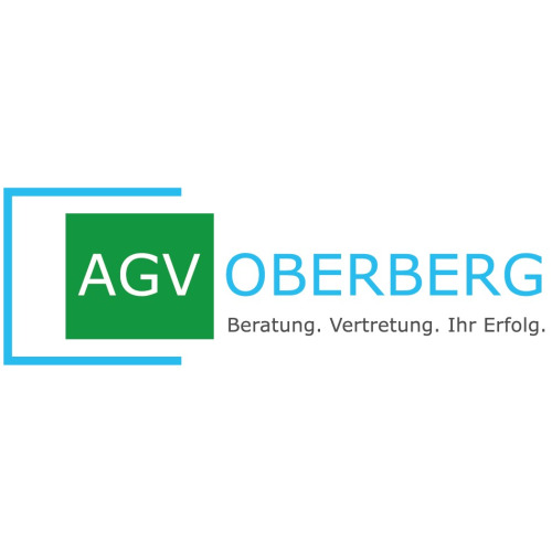 Logo mit grünem Quadrat, darin die weißen Buchstaben 'AGV'. Daneben der blaue Schriftzug 'OBERBERG'. Darunter der Text 'Beratung. Vertretung. Ihr Erfolg.' in Grau.